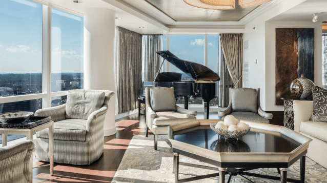 Screen Shot 2019-10-31 at 19.04.59